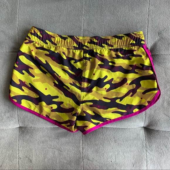 3 For $20 REEBOK Play Dry Athletic Shorts - Picture 5 of 6